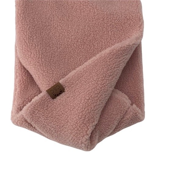 NEW C&C California Sherpa Neck Warmer Pink One Size - Picture 2 of 3